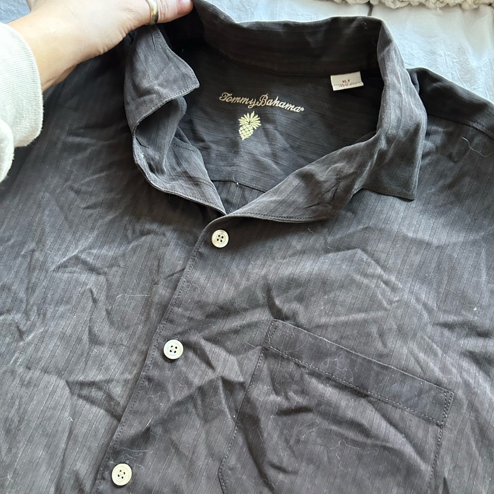 Tommy Bahama 100% silk textured brown button down - Picture 2 of 4